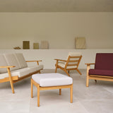 CH290 Lounge Chair