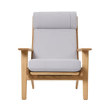 CH291 Lounge Chair: Oiled Oak