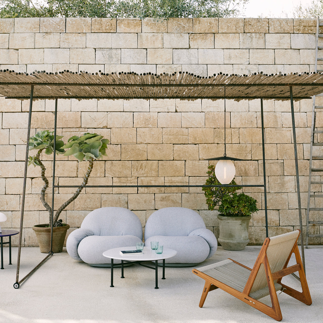 Carmel Outdoor Coffee Table: LS
