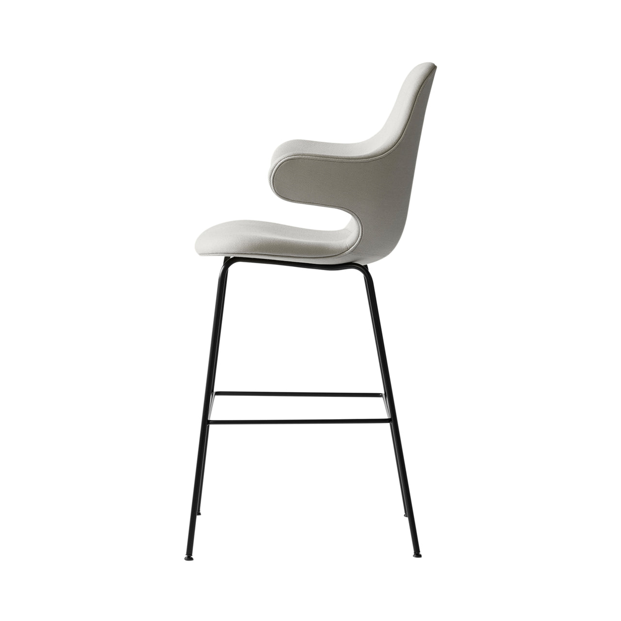 Catch Bar + Counter Stool JH16 + JH17: Bar (JH17)