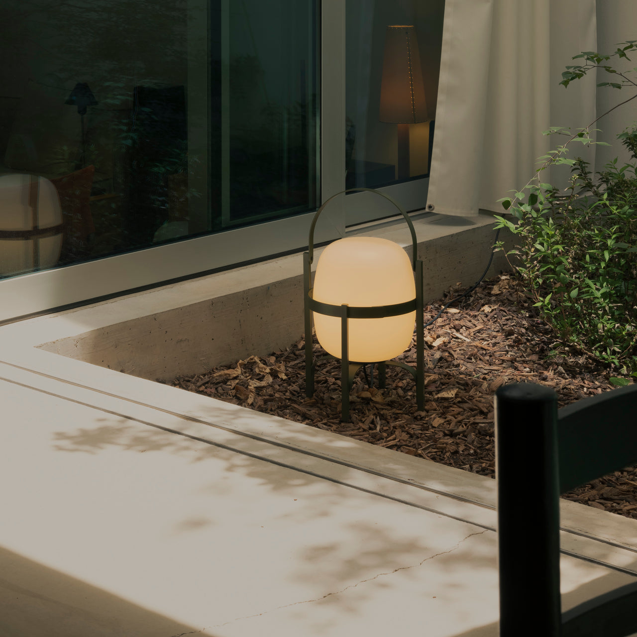 Cesta Exterior Table Lamp