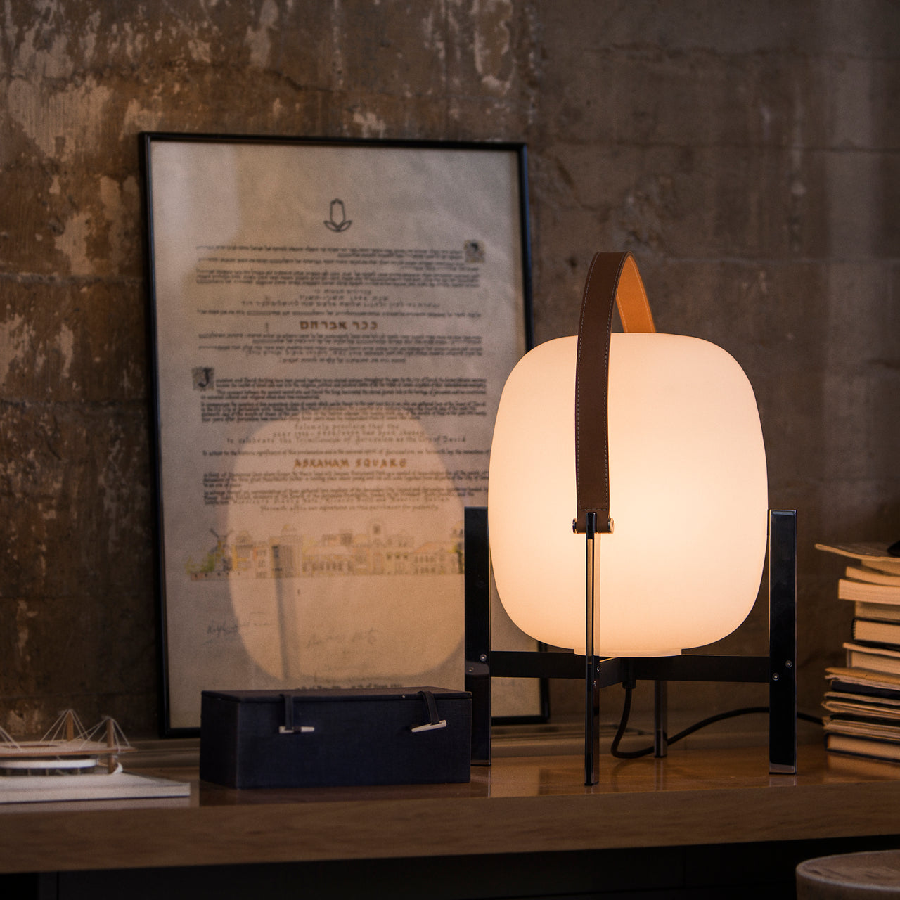 Cesta Metálica Table Lamp