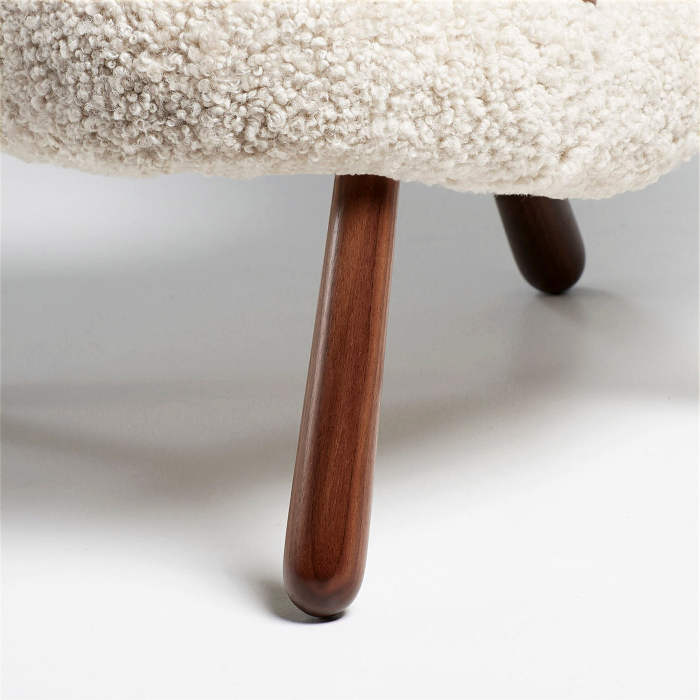 Clam Chair: DI