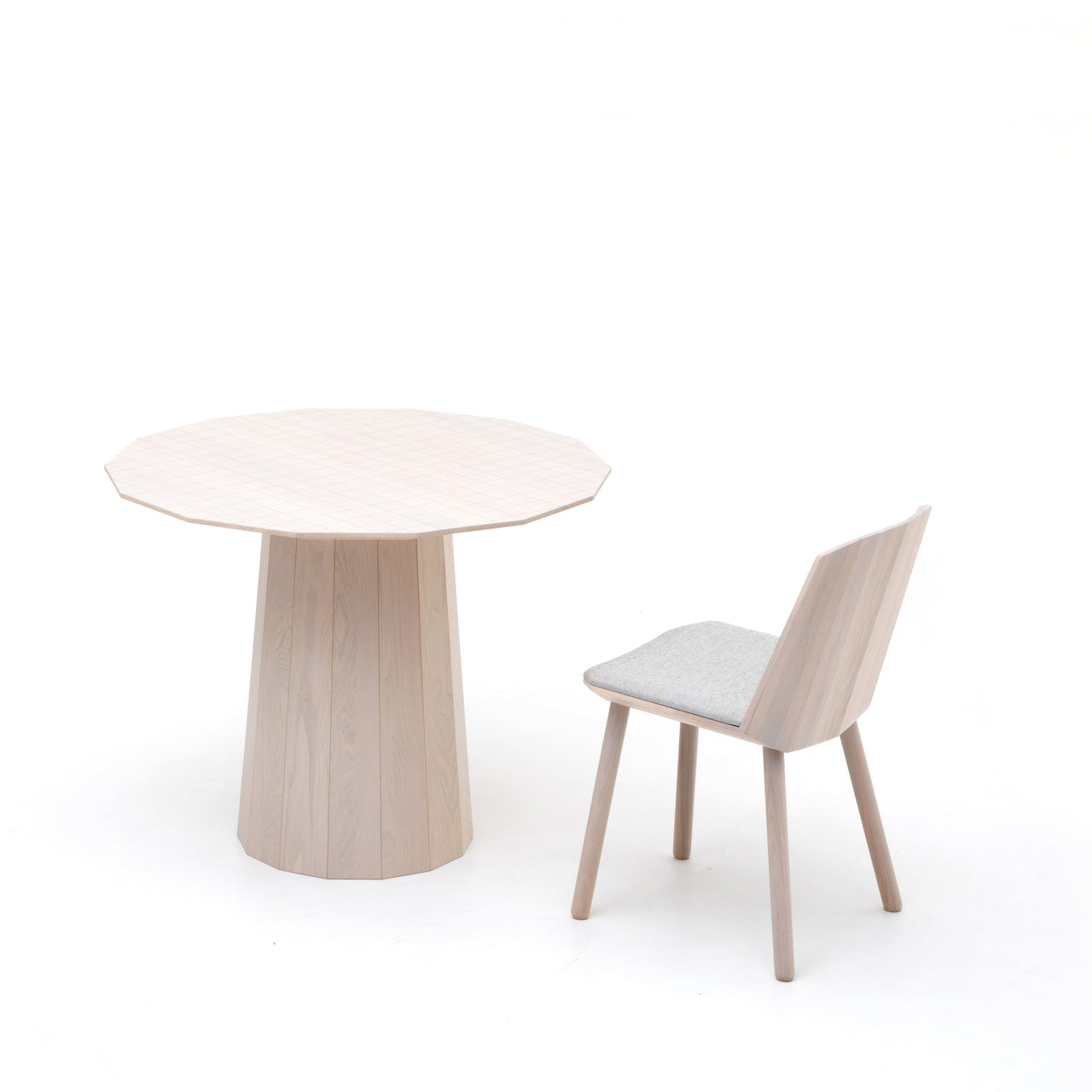 Colour Dining Table: LS