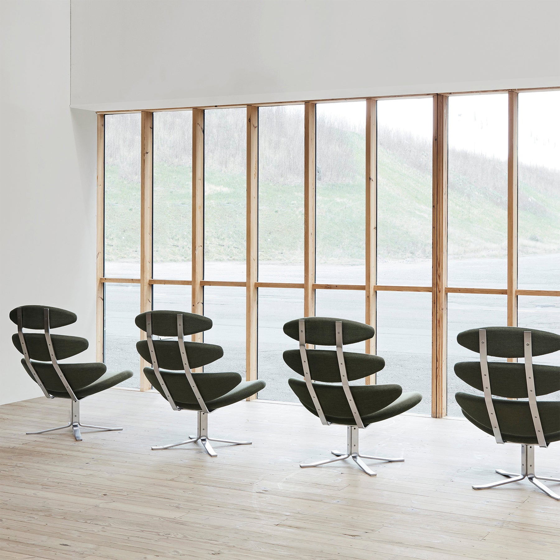 Corona Chair: LS