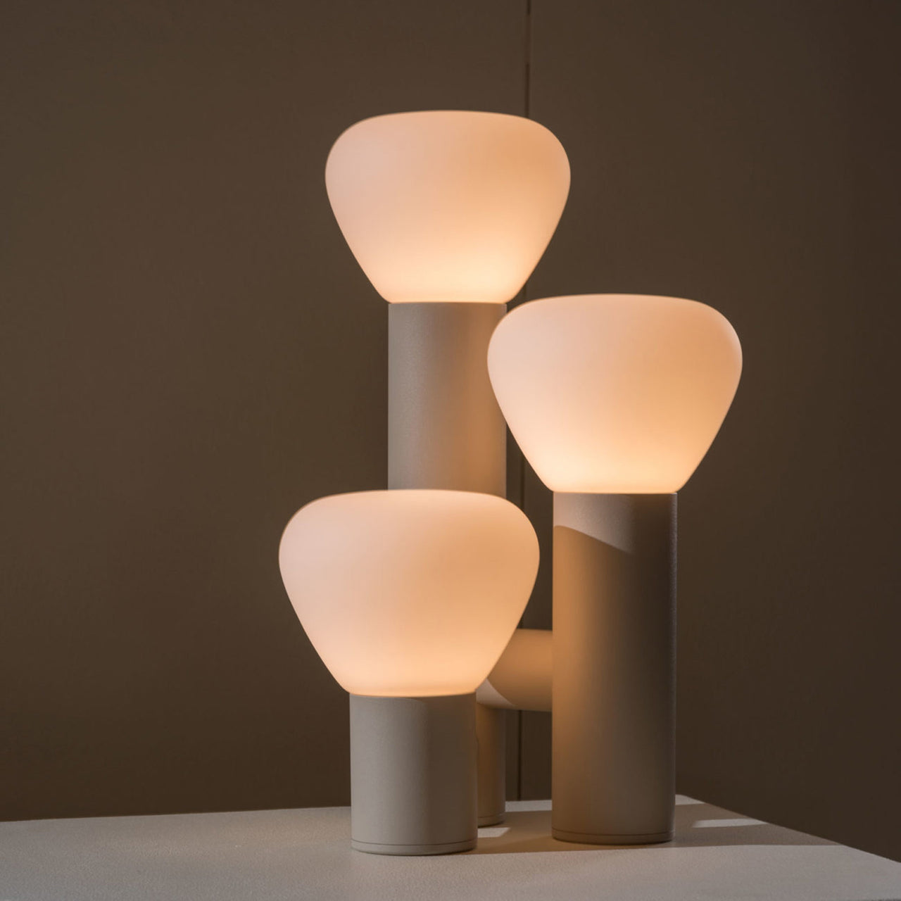 Parc 06 Table Lamp: Handswitch