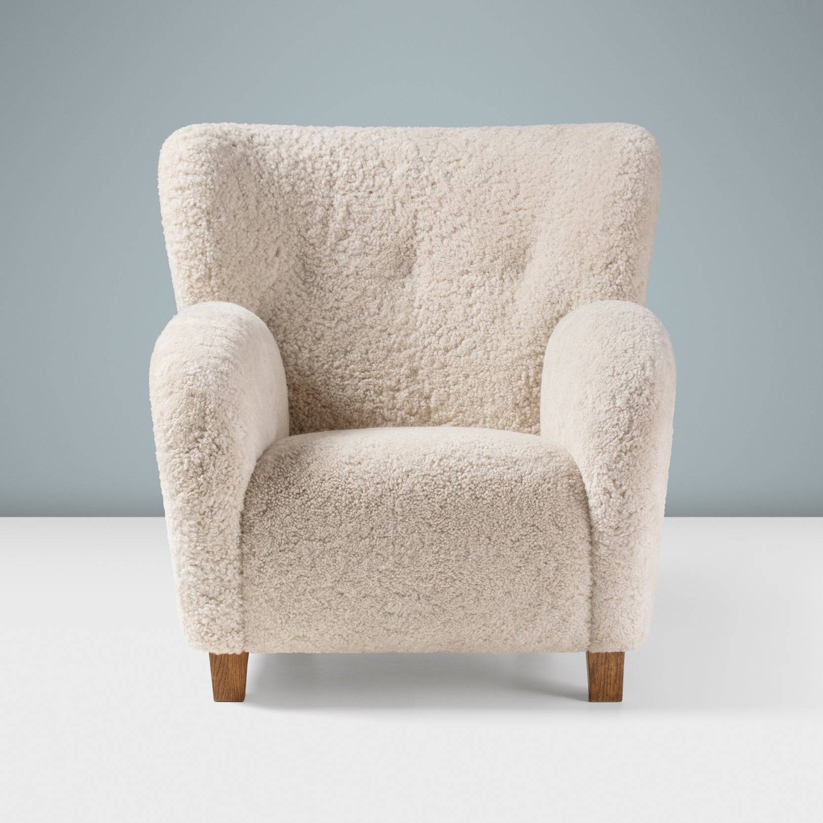Karu Chair