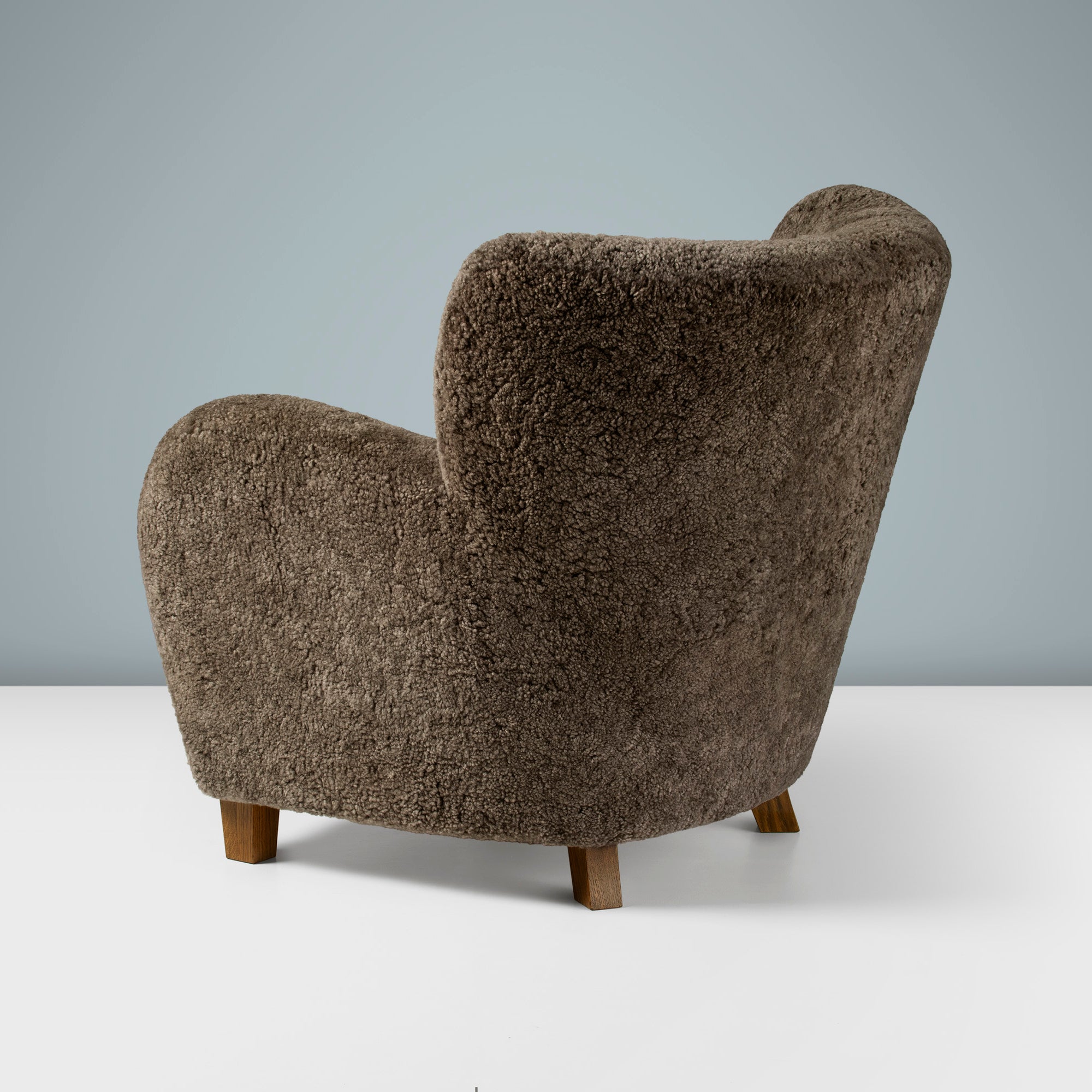Karu Chair