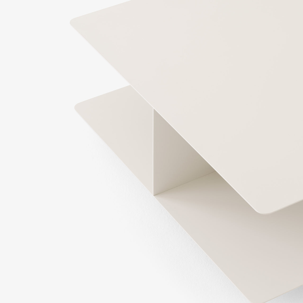 Develius Coffee Table: EV3 + DI