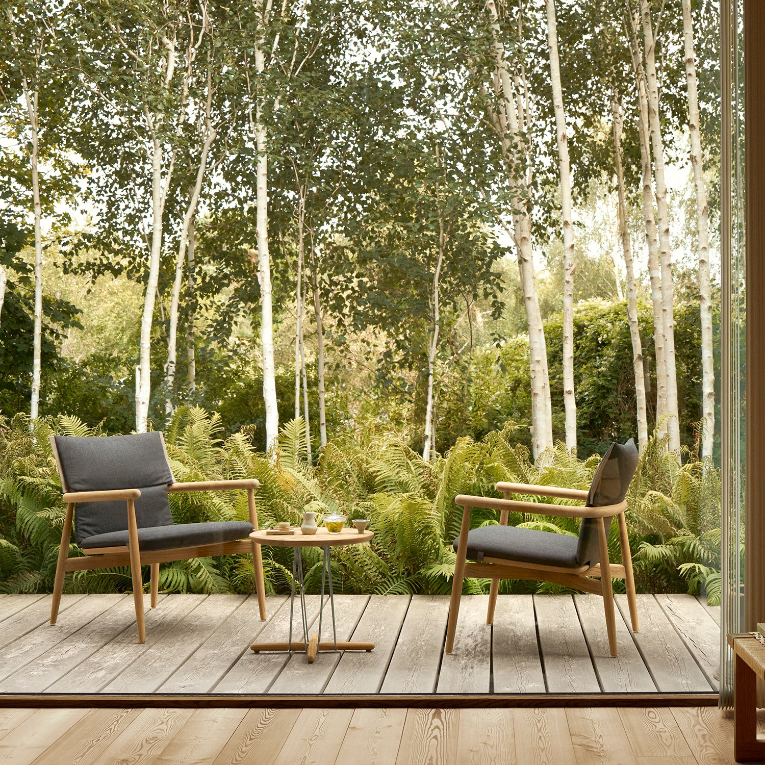 E023 Embrace Outdoor Lounge Table