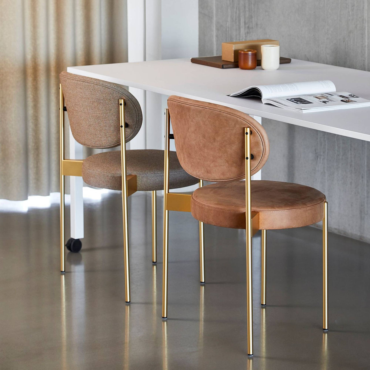 Series 430 Chair: Stacking