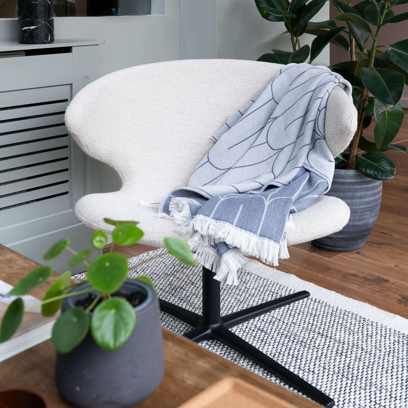 Ella Swivel Lounge Chair