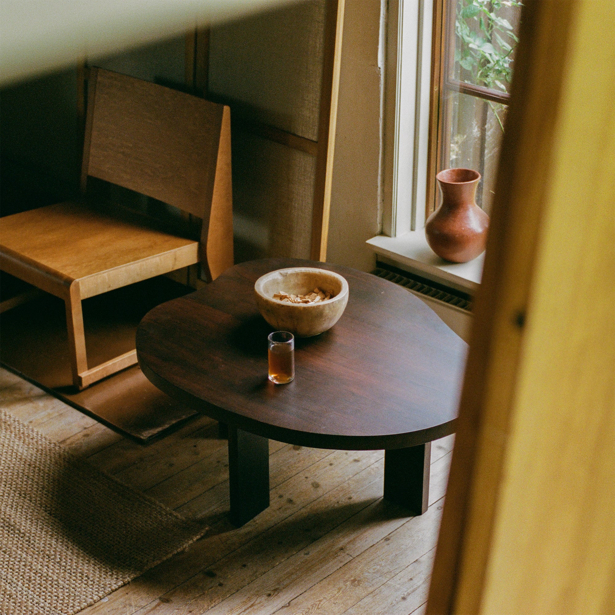 Farmhouse Table: Pond
