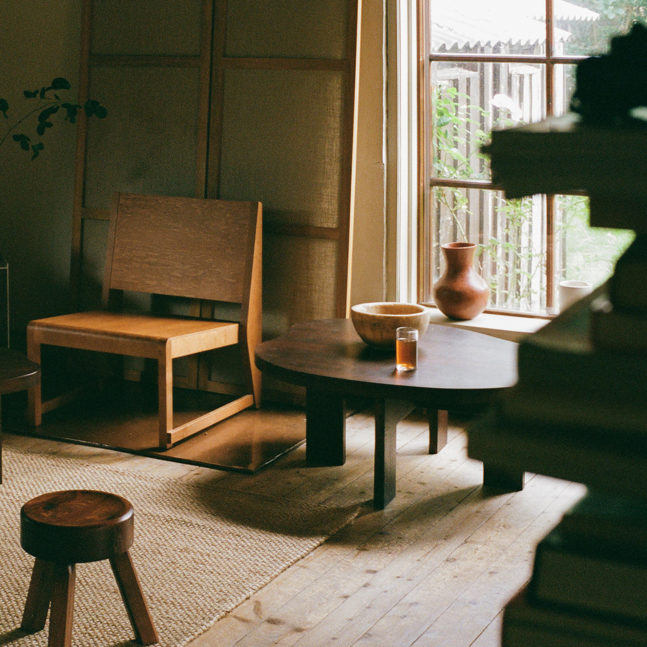 Farmhouse Table: Pond