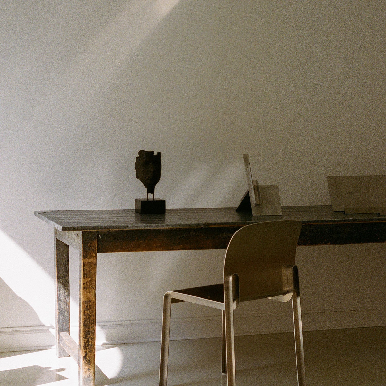 Rivet Chair