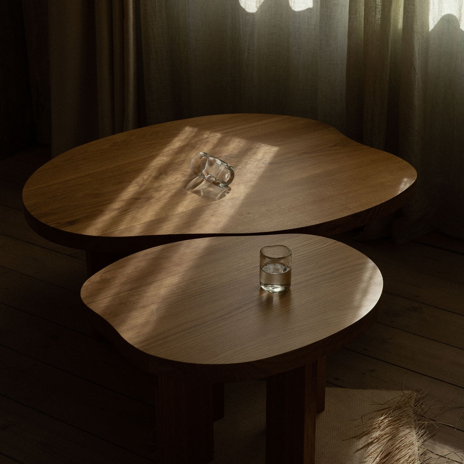 Farmhouse Pond Coffee Table: DI