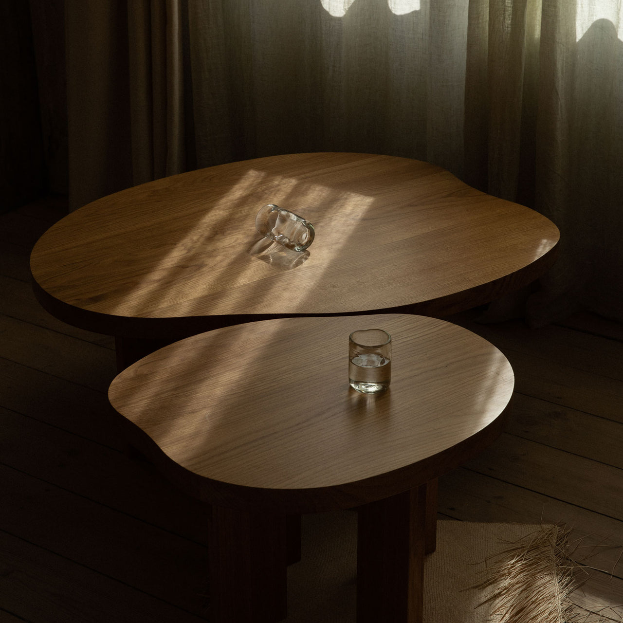 Farmhouse Pond Coffee Table: DI