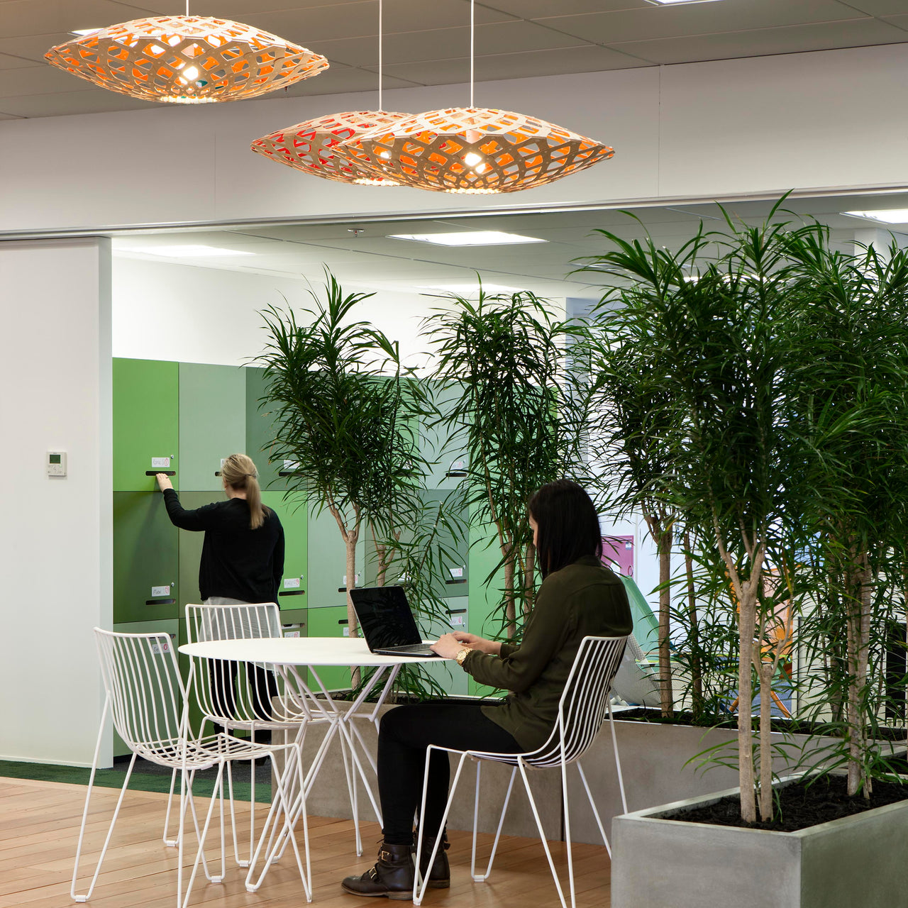 Flax Pendant Light: Medium