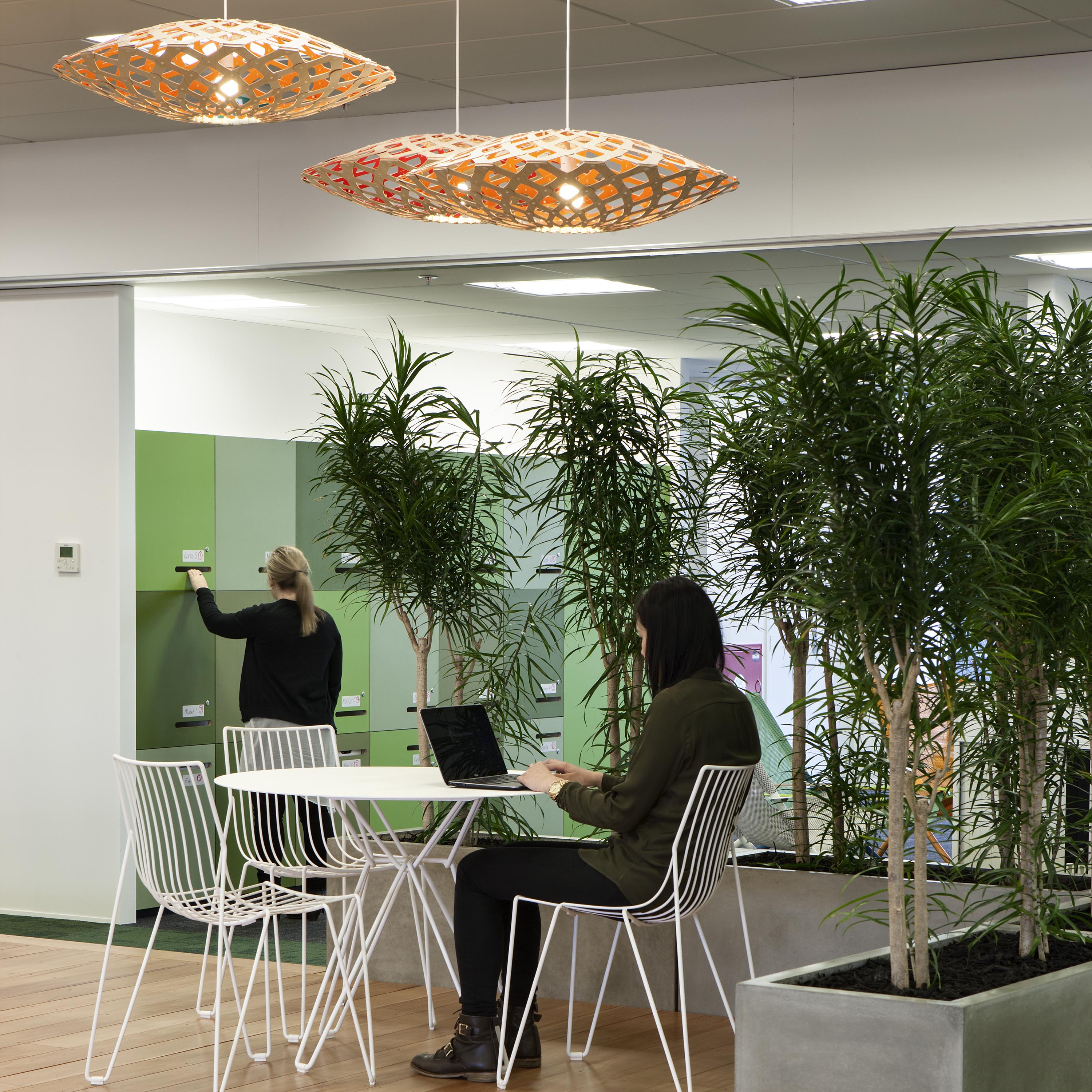 Flax Pendant Light: Medium + LS