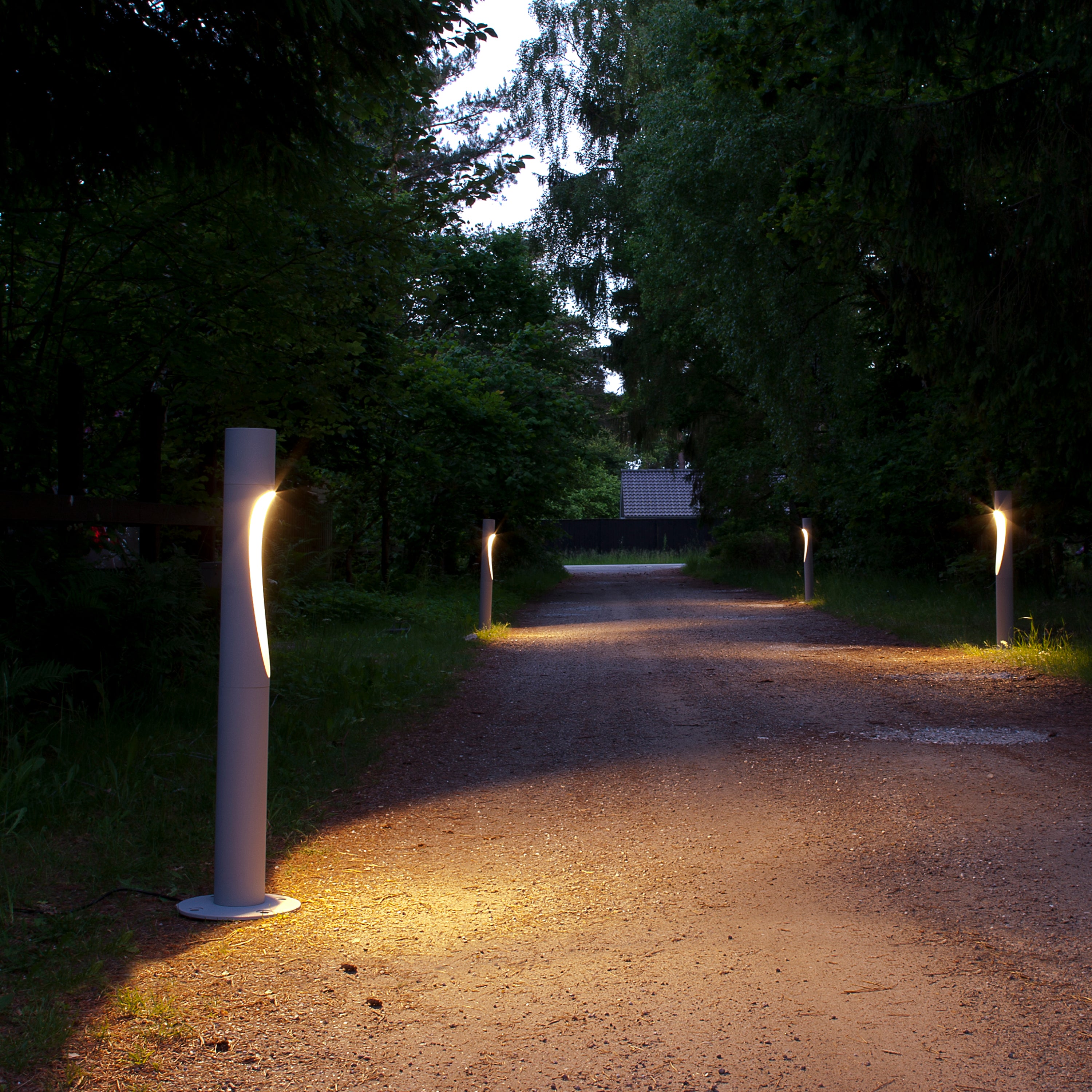 Flindt Garden Bollard Lamp: Long