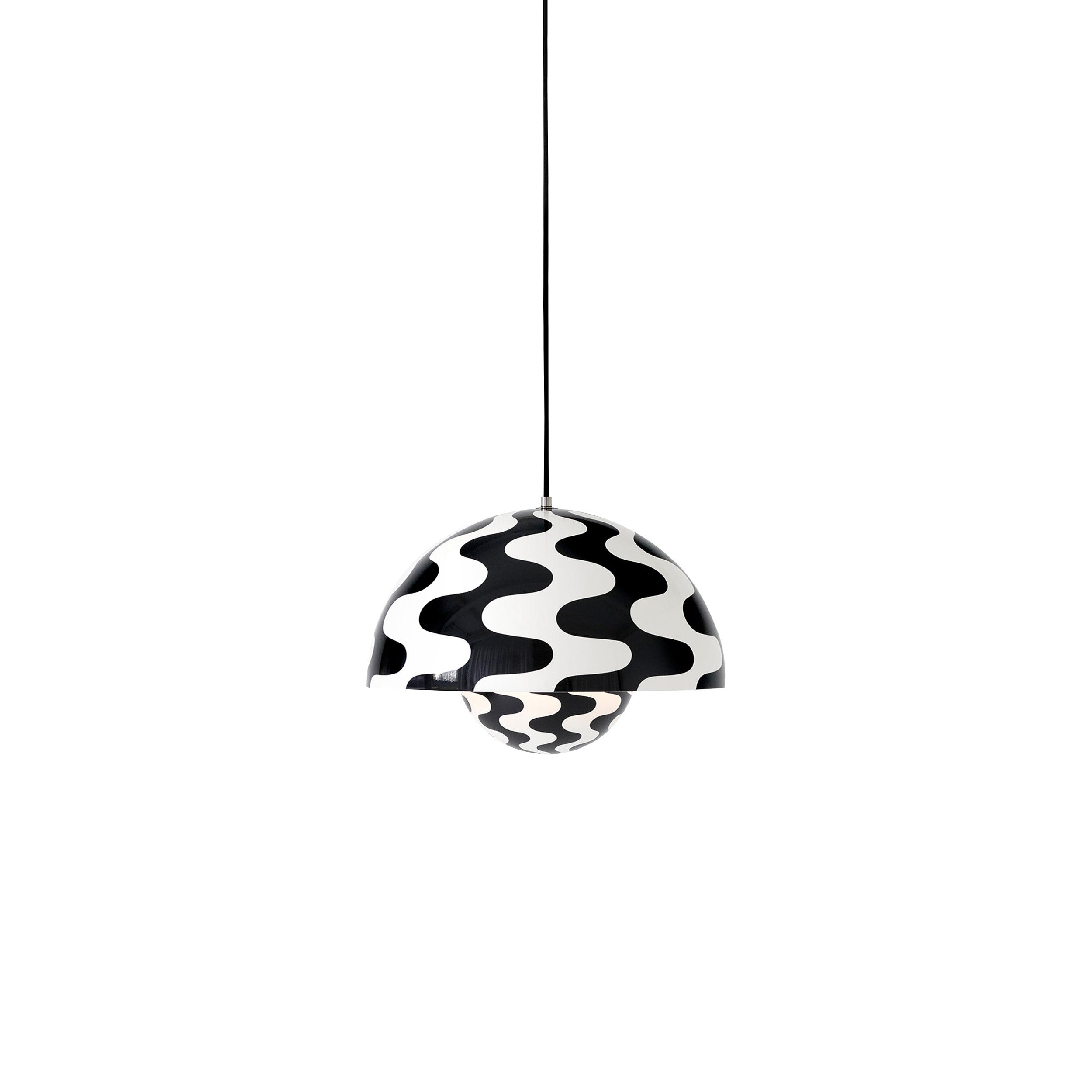 Flowerpot Pendant VP7: Black + White + Black