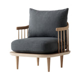 Fly Series SC10 Lounge Chair: Oiled Oak