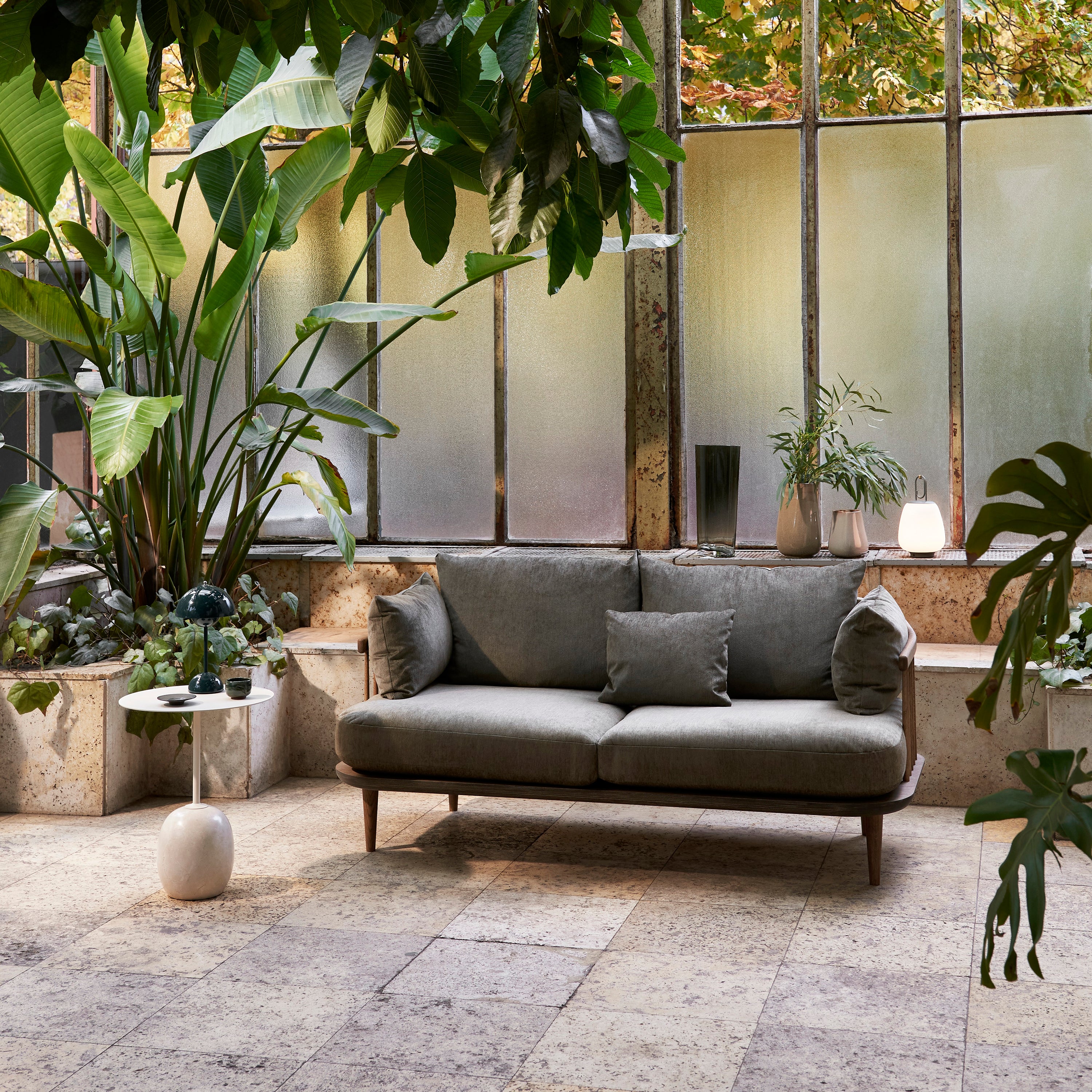Fly Series Sofa: SC2 + LS