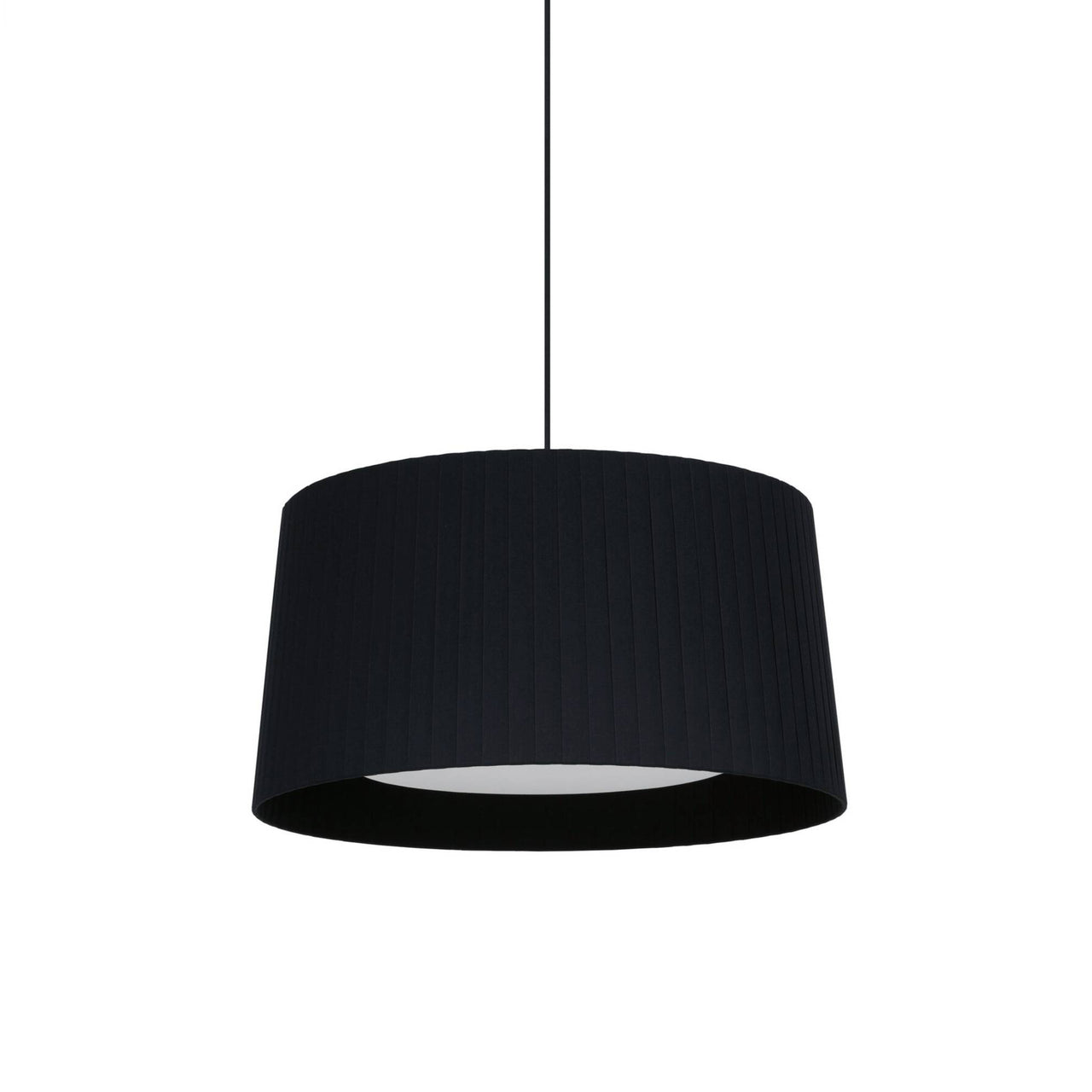 GT5 Pendant Lamp: Black + Black