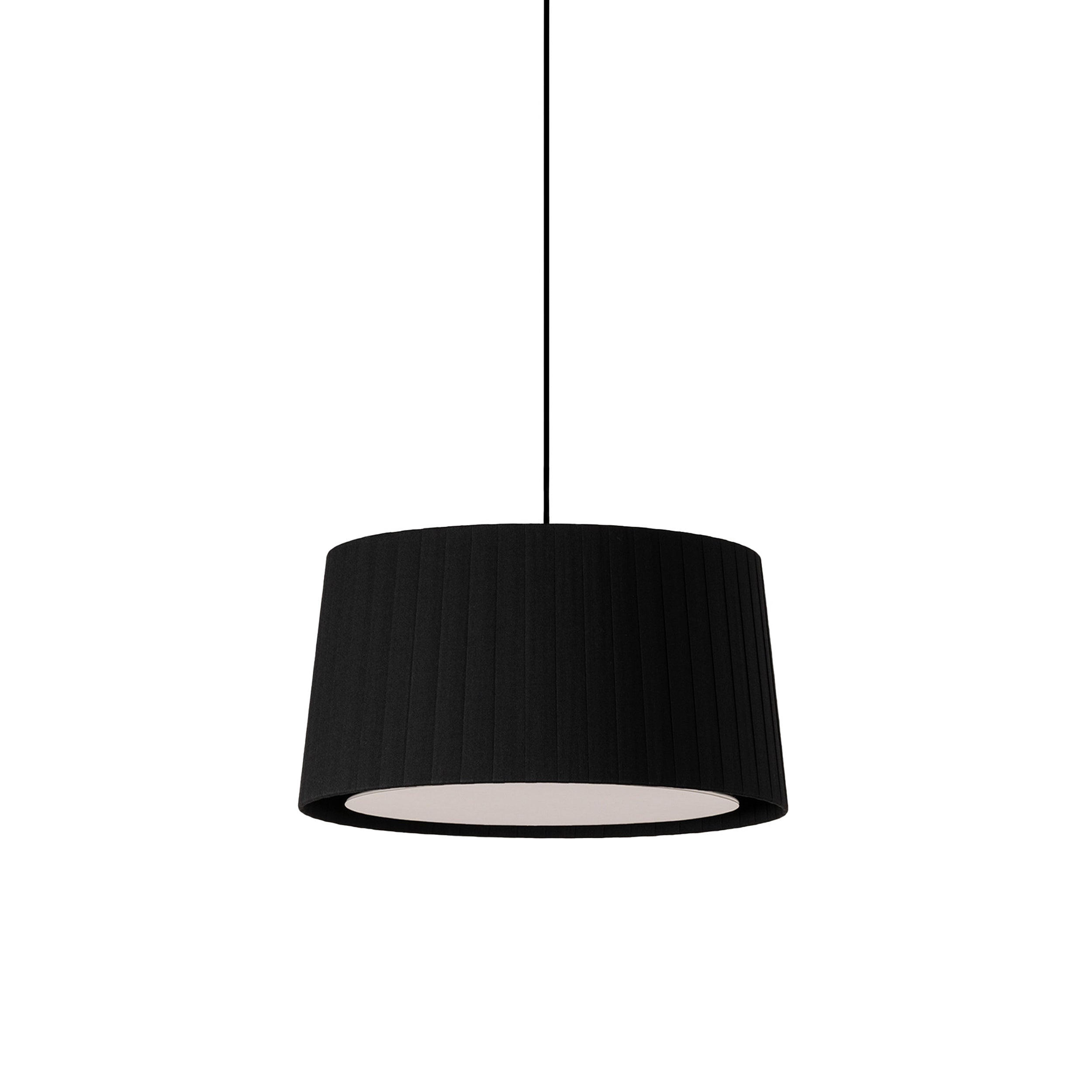 GT6 Pendant Lamp: Black + Black