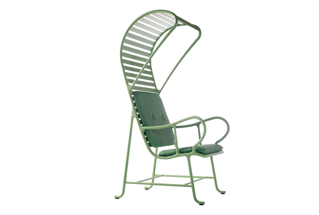 Statement: Gardenias Pergola Chair