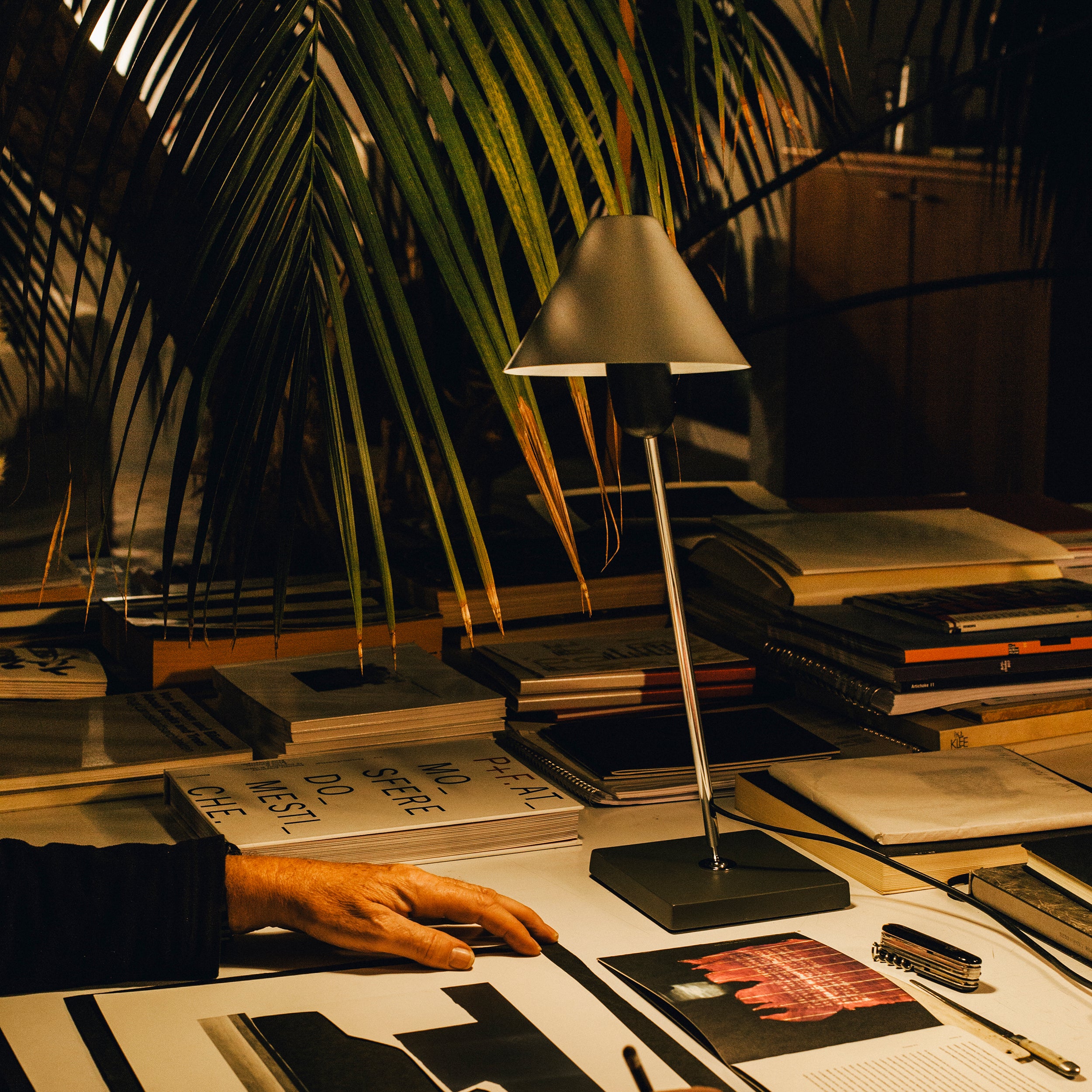 Gira Table Lamp: Quick Ship