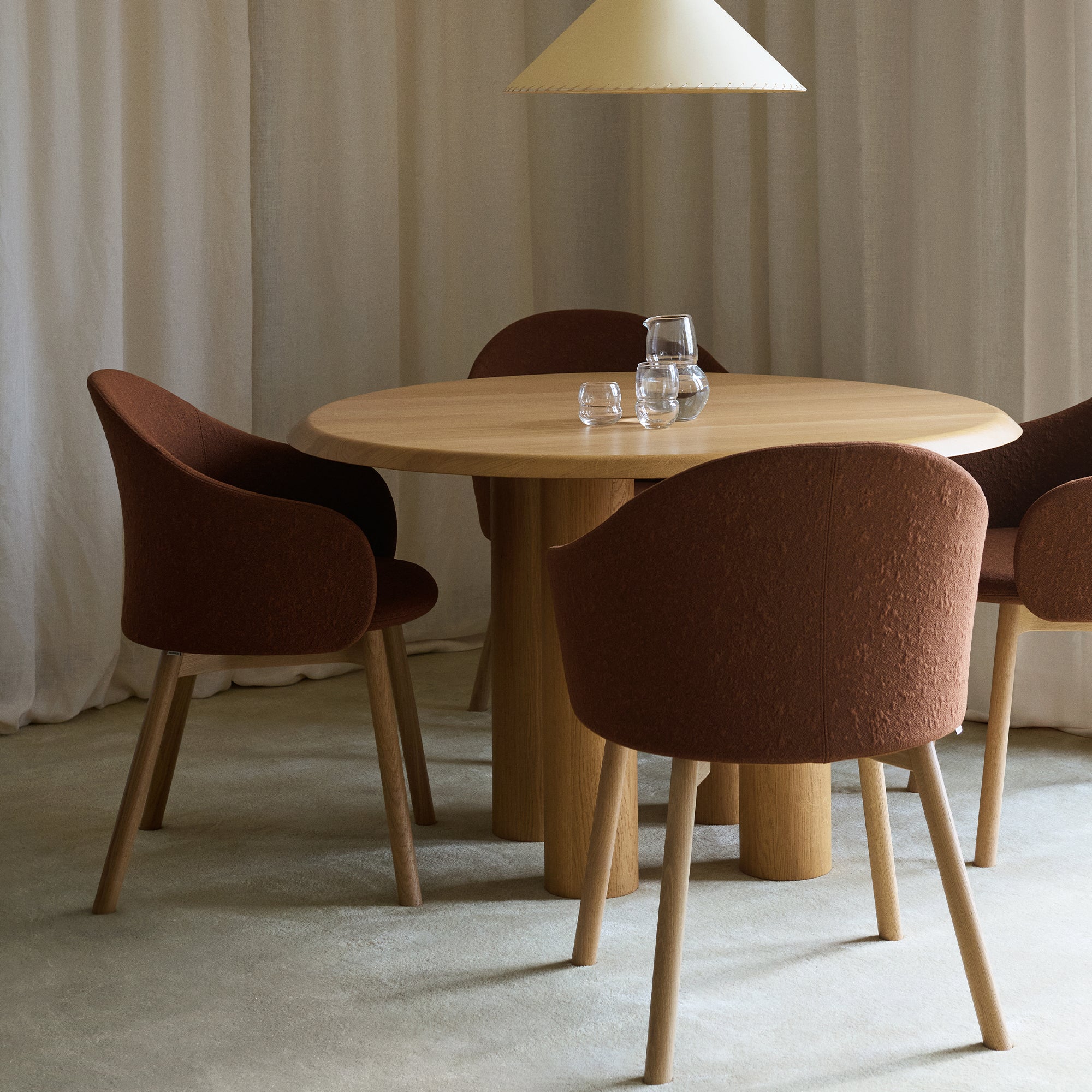 Gomo Armchair: LS