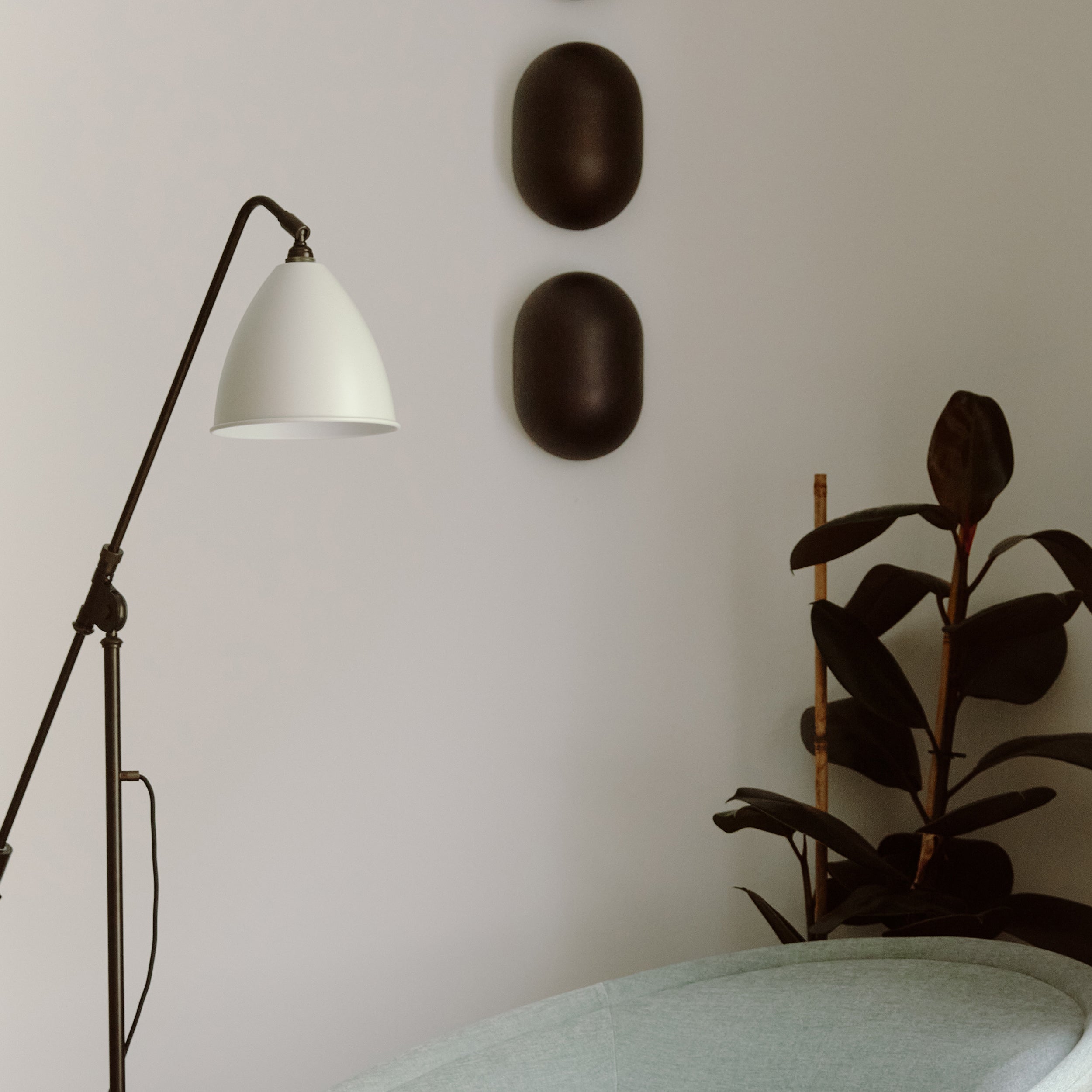 Howard Wall Lamp: Hardwire + LS