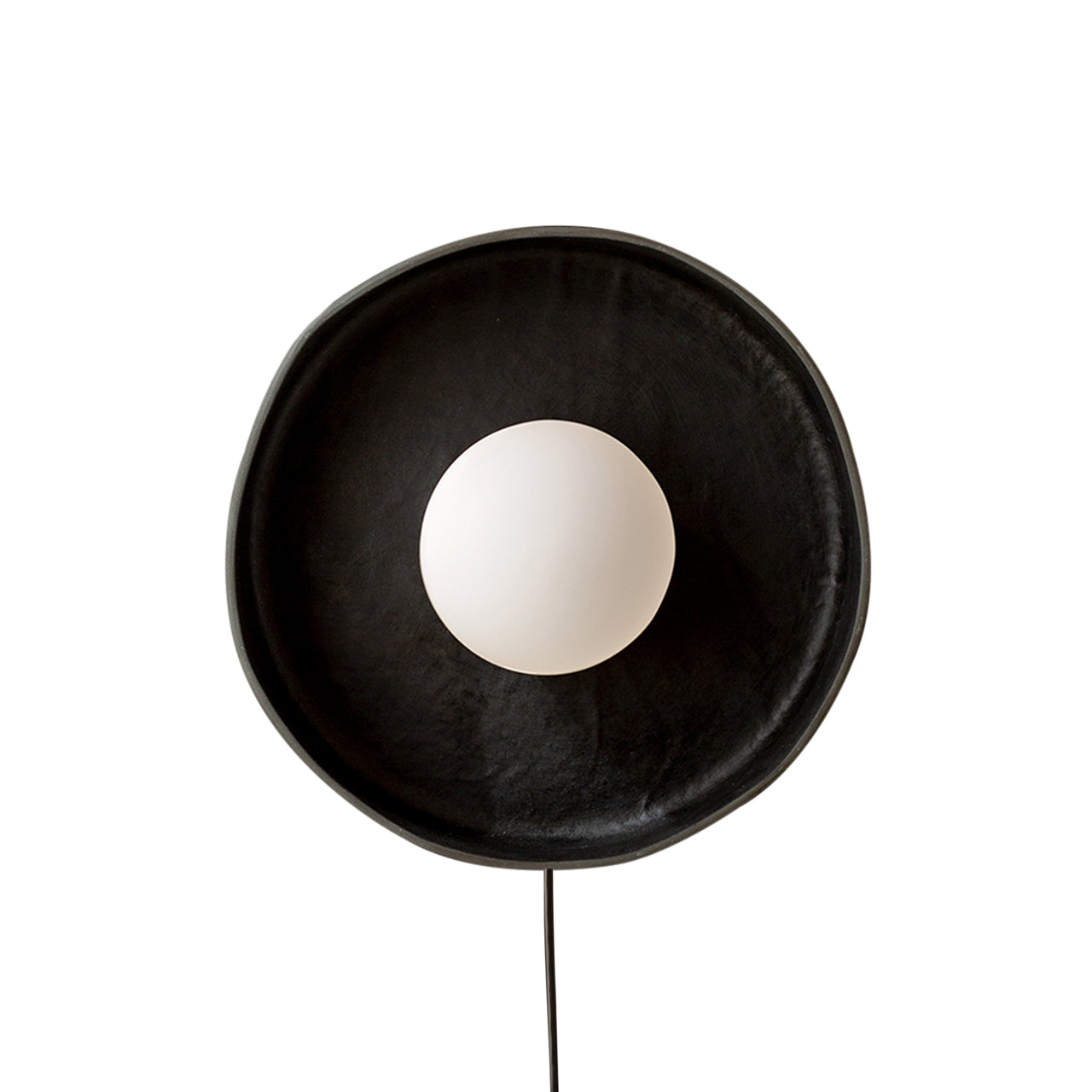 Ceramic Disc Orb Surface Mount: Black Clay + Plug-in (On-Off)