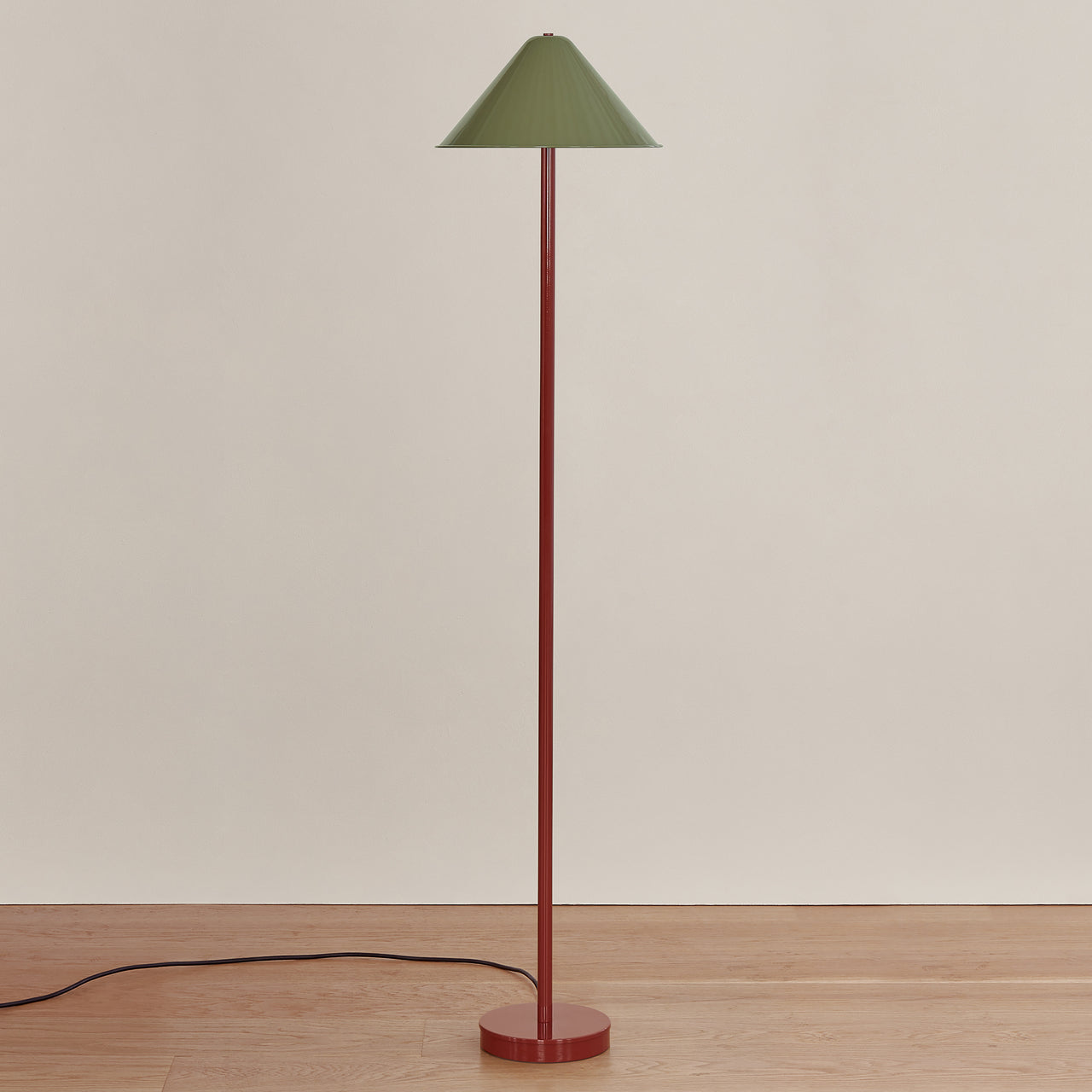 Tipi Floor Lamp