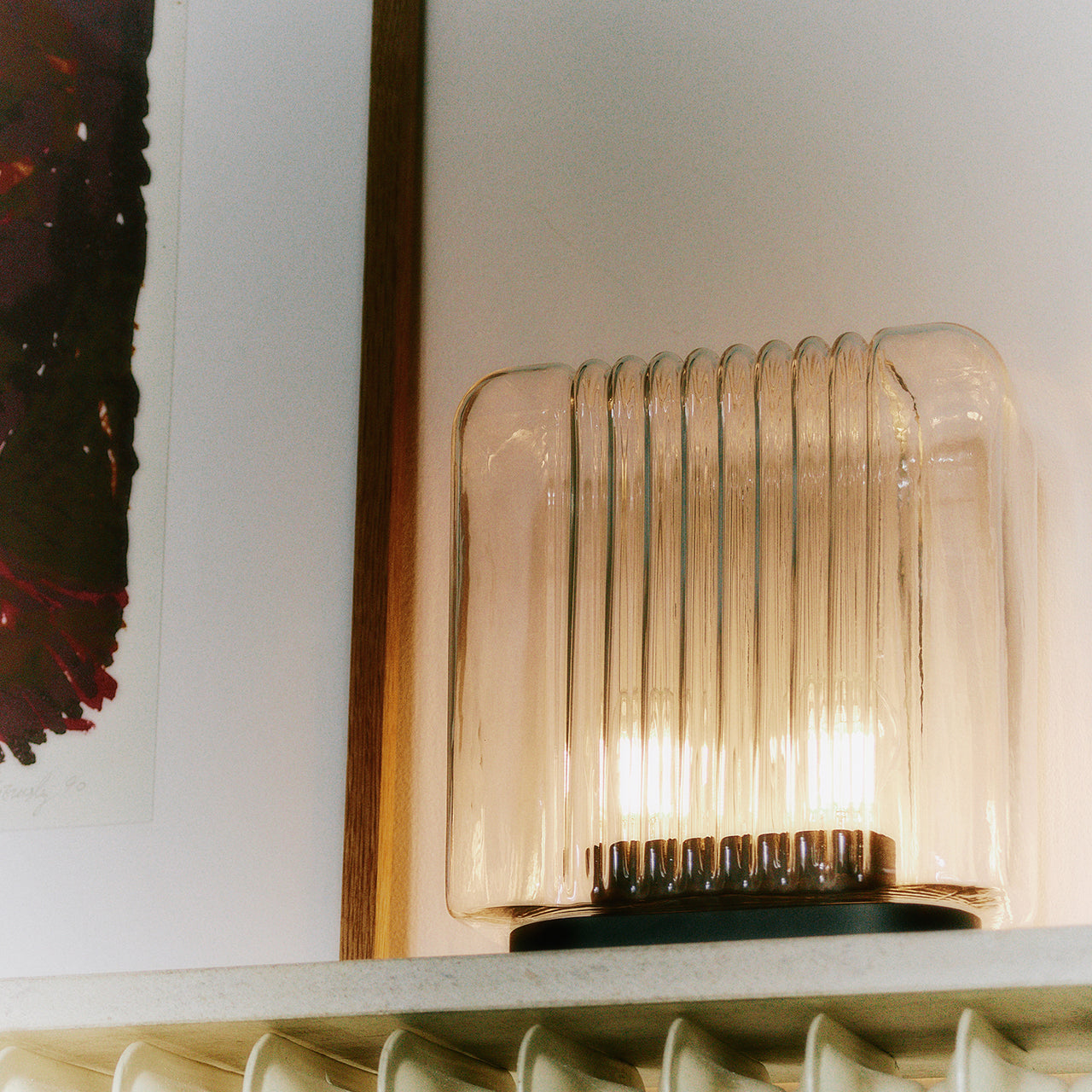Lari Mini Table Lamp: Portable