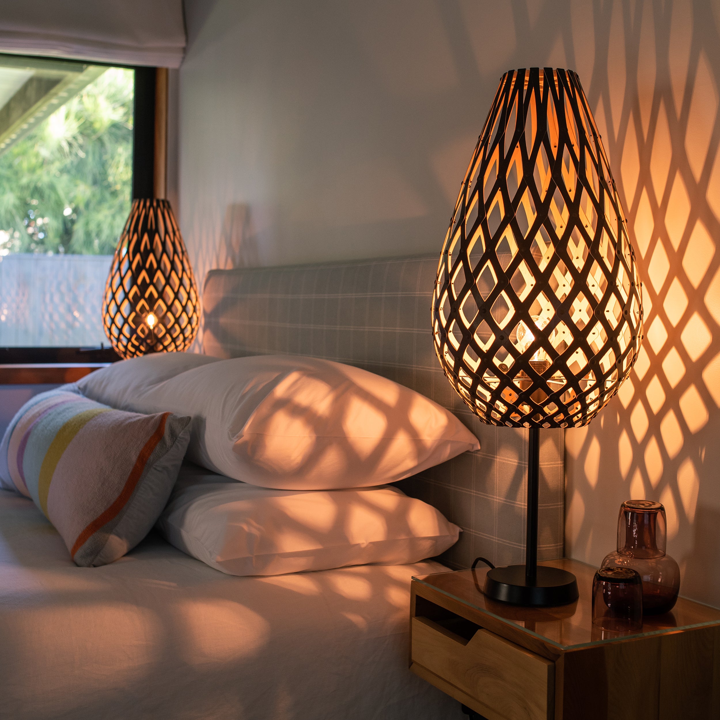 Koura Table Lamp: LS