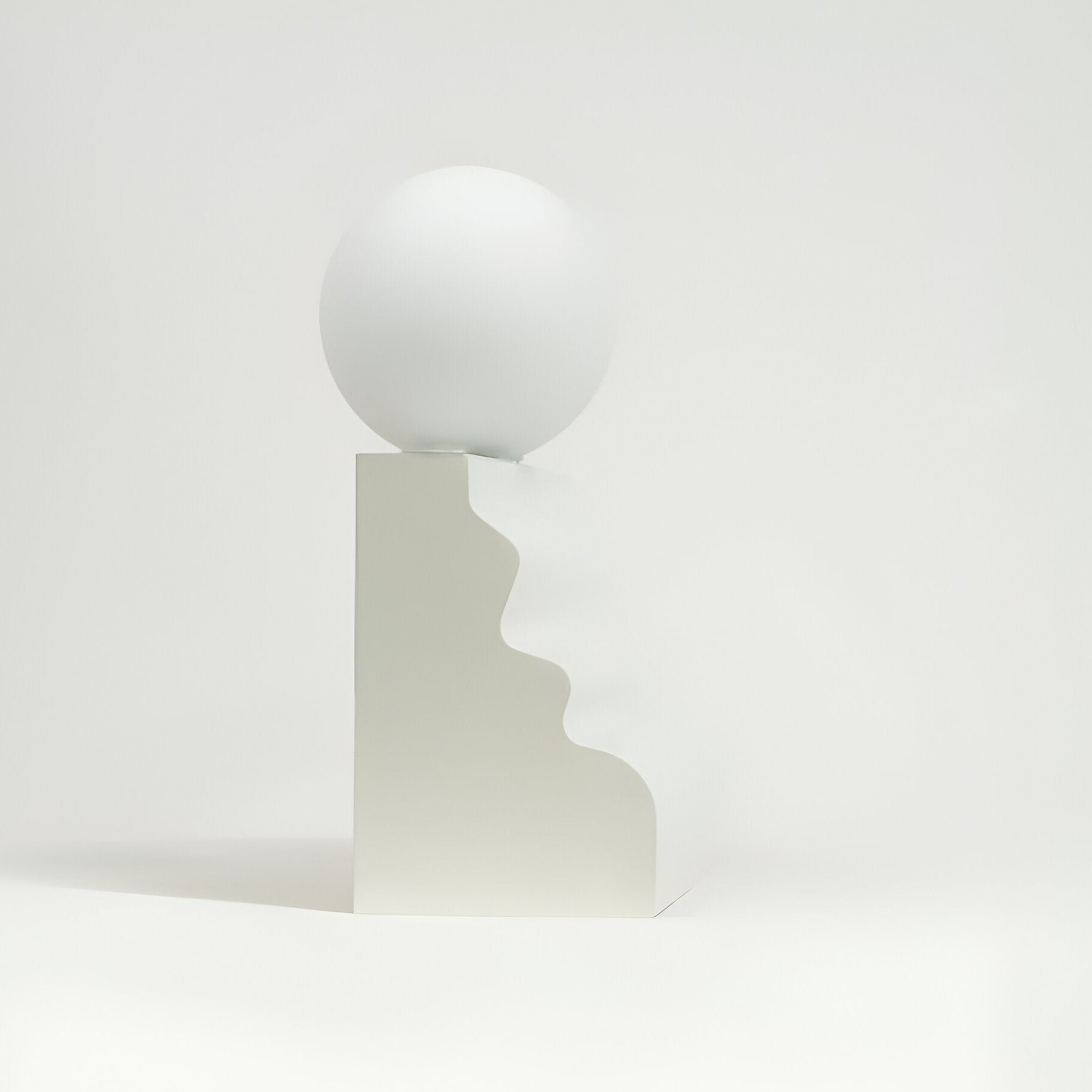 Moulure Table Lamp: Large