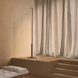 Linea Floor Lamp