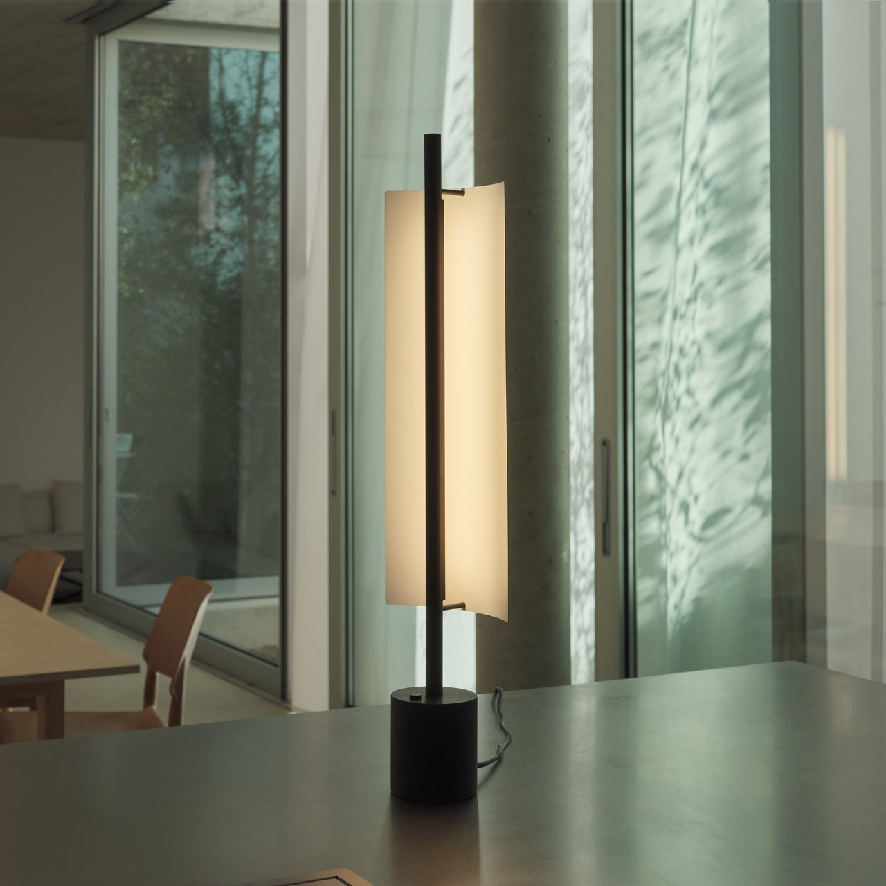 Lamina 45 Table Lamp