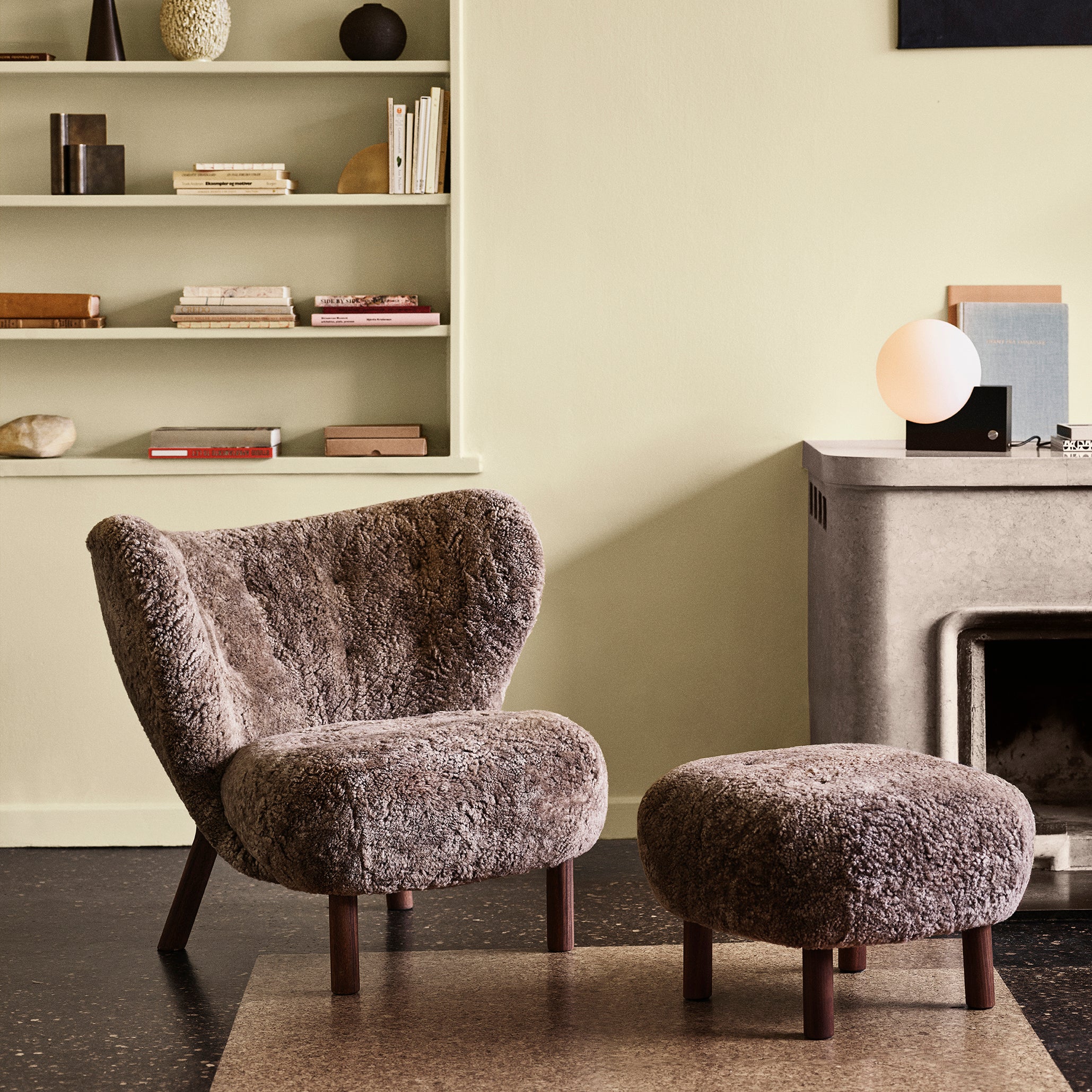 Little Petra Lounge Chair VB1 + Pouf ATD1 + LS