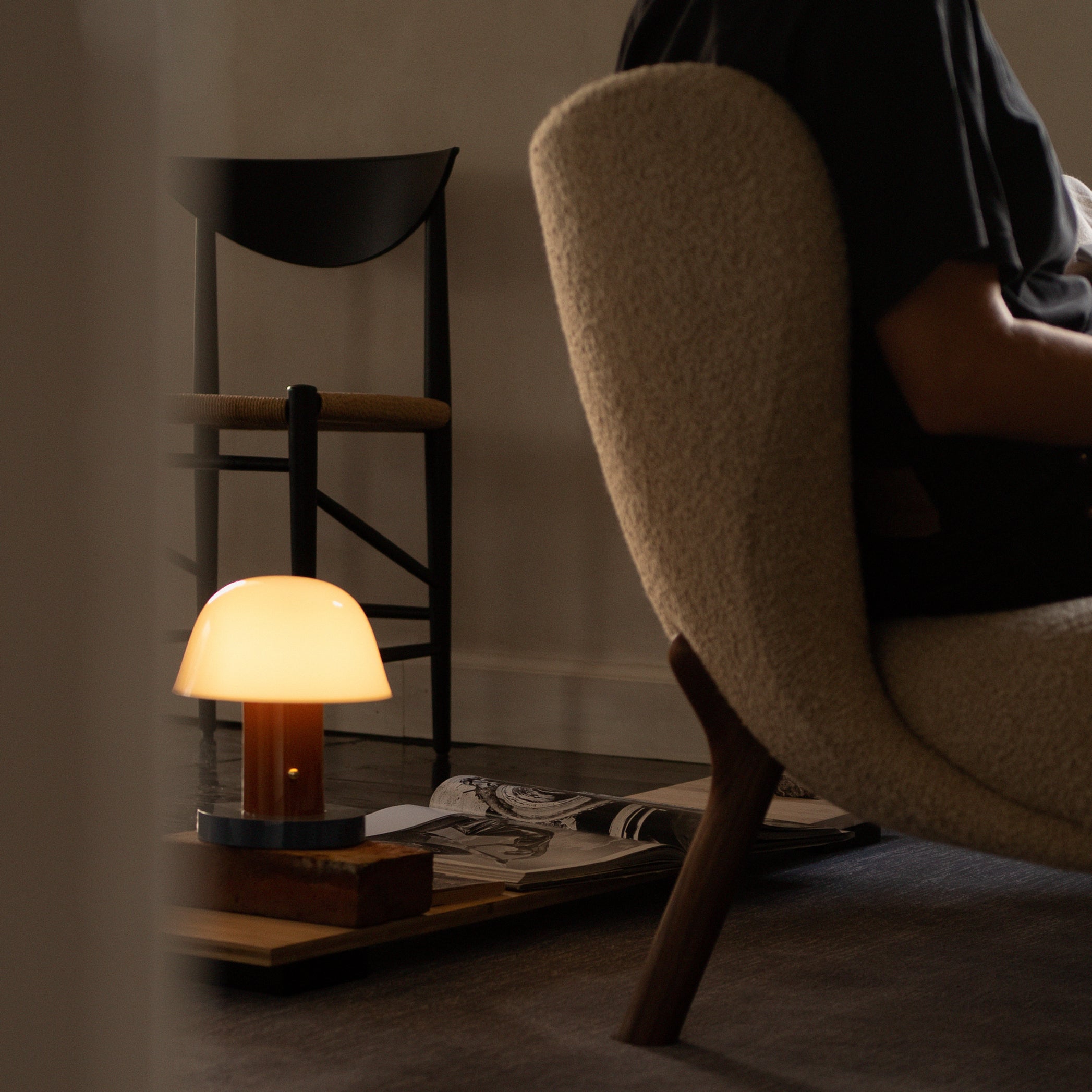 Little Petra Sofa: VB2 + DI