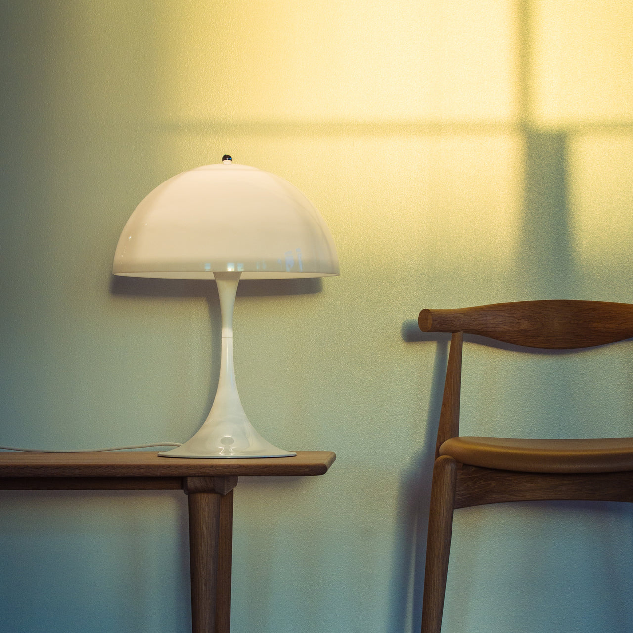 Panthella 400 Table Lamp