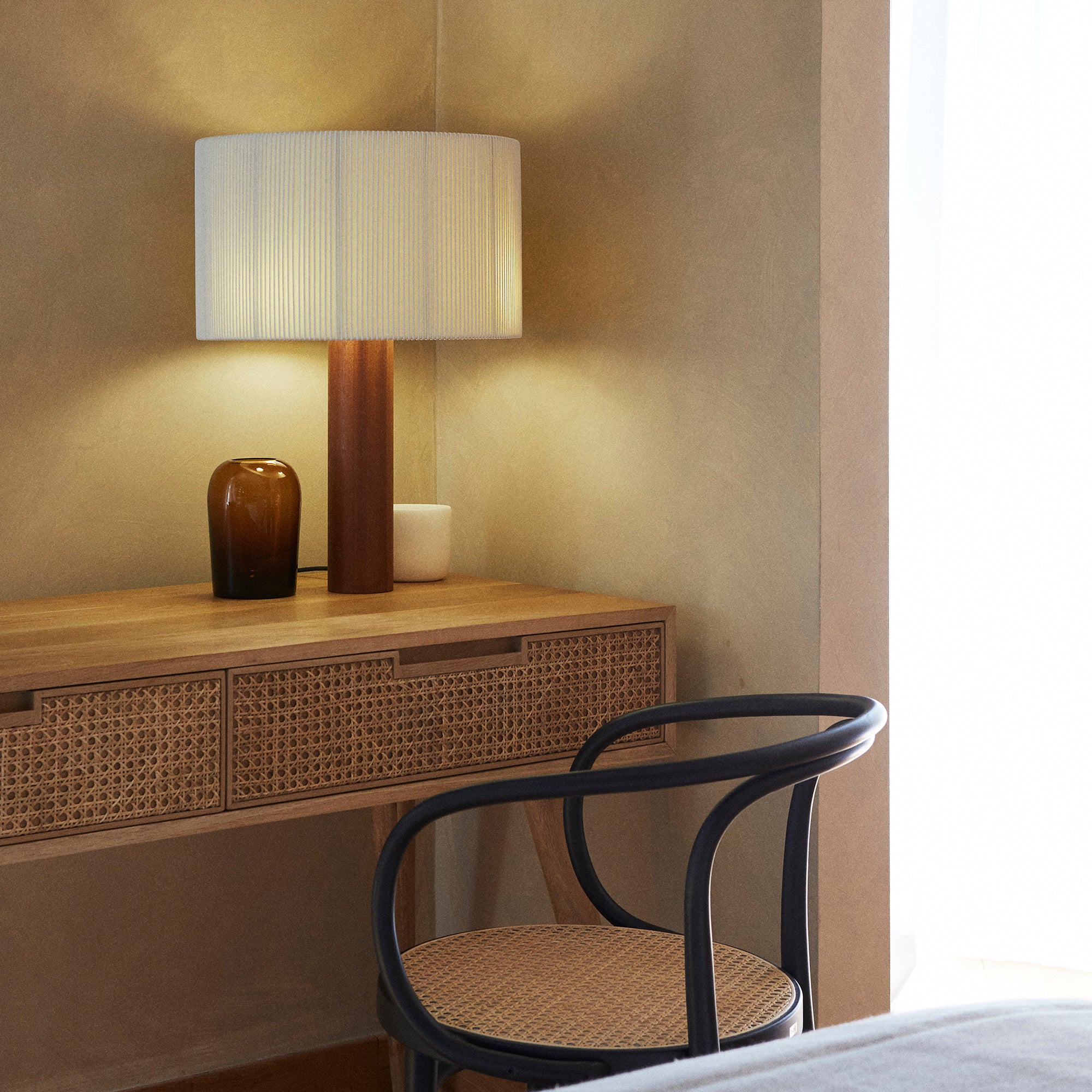 Moragas Table Lamp