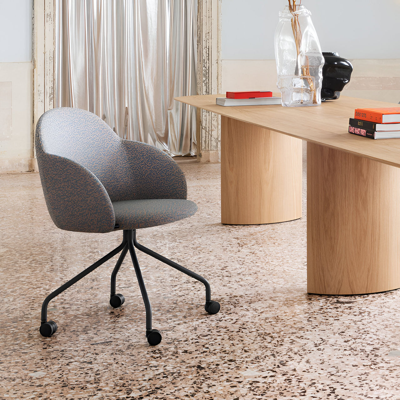 Iola Armchair: Swivel 4-Star Base