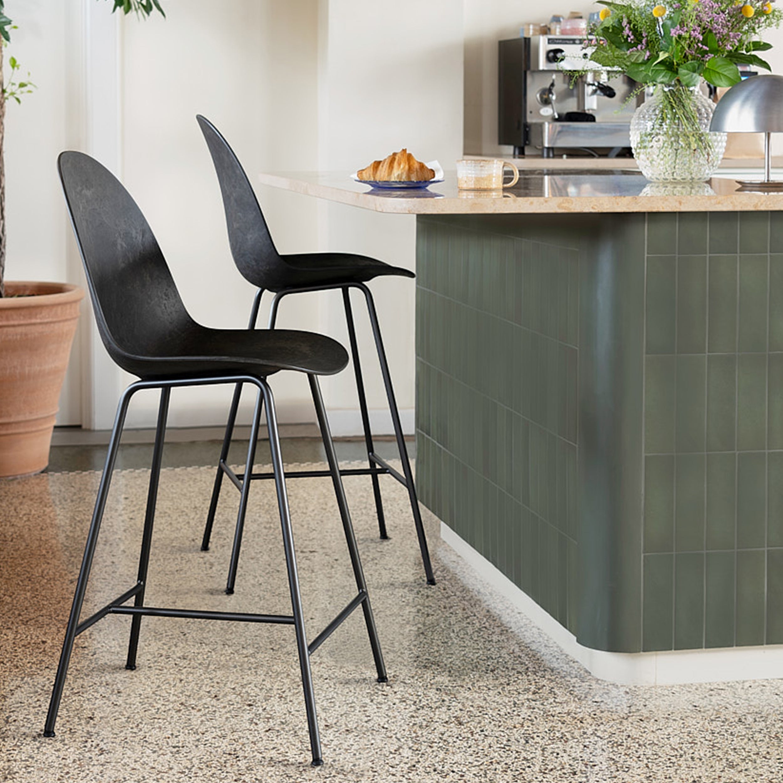 Eternity Bar + Counter Stool