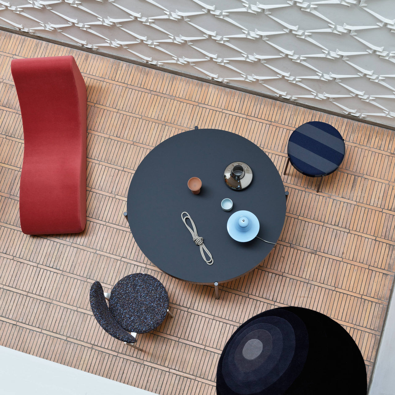 Series 430 Chair: Stacking