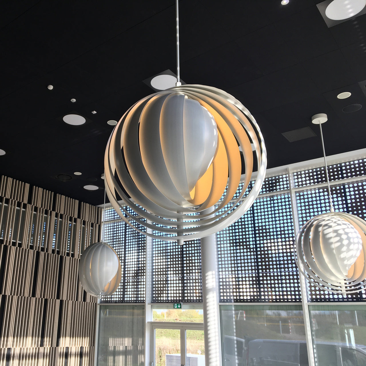 Moon XXXL Pendant Light