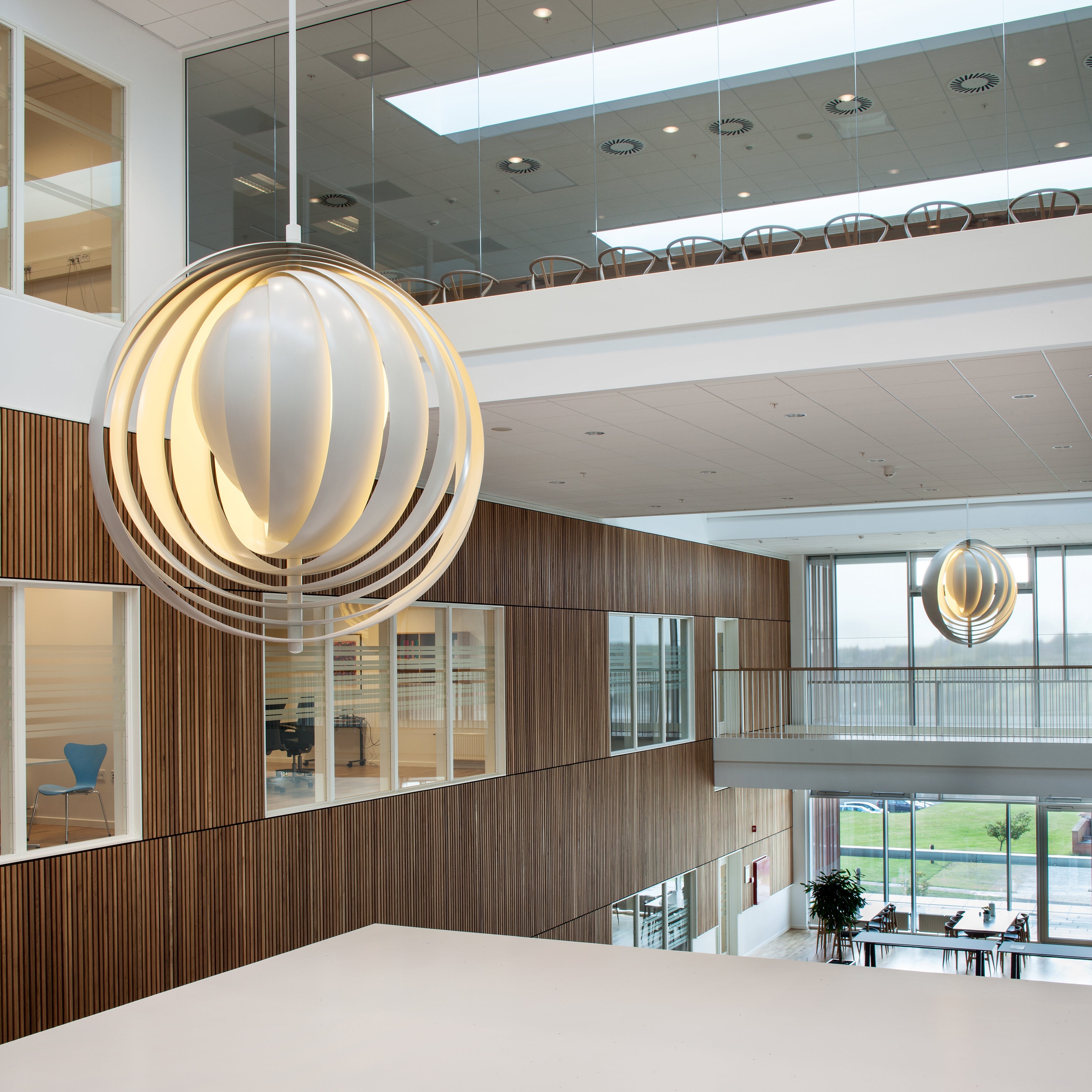 Moon XXXL Pendant Light