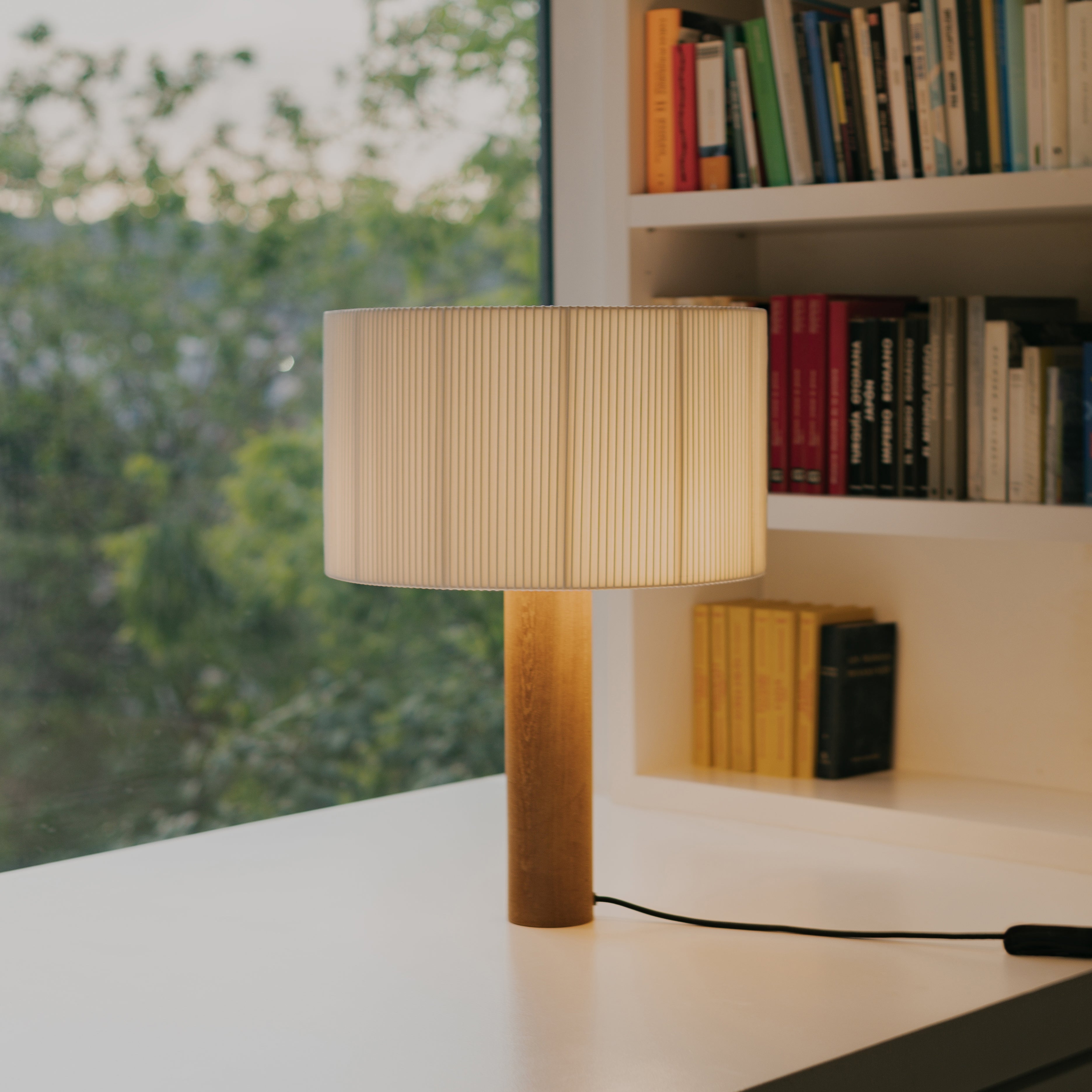 Moragas Table Lamp